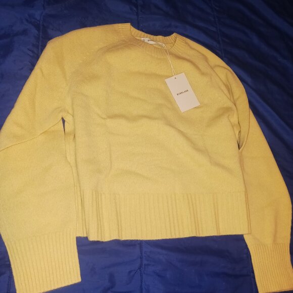 Everlane Boxy Cashmere Sweater - Picture 9 of 11